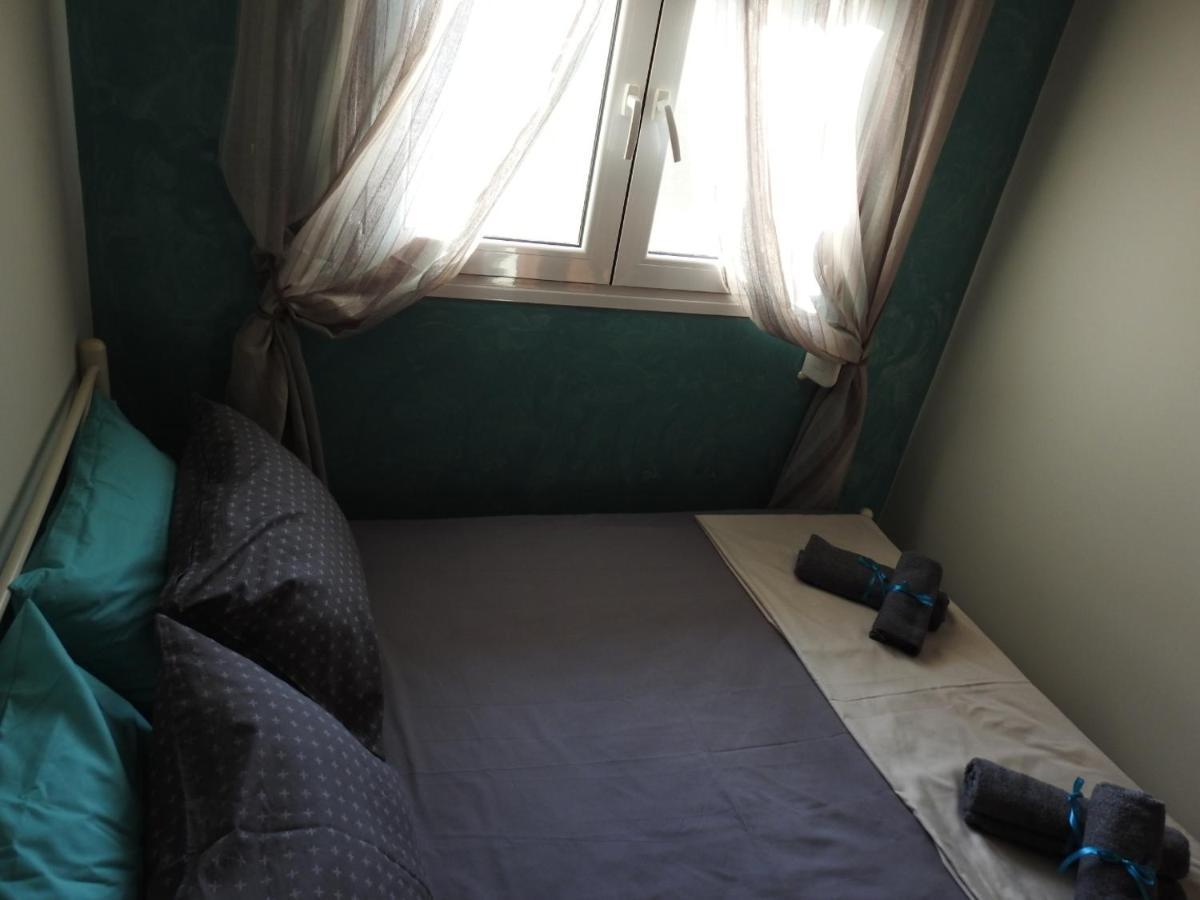 F.K Room 2 Αίγιο Εξωτερικό φωτογραφία